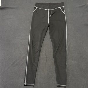 Black Active Leggings with Contrast White Piping